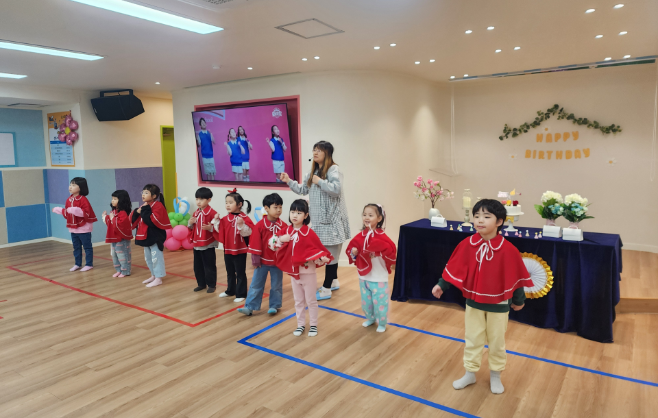 kindergarten image 04