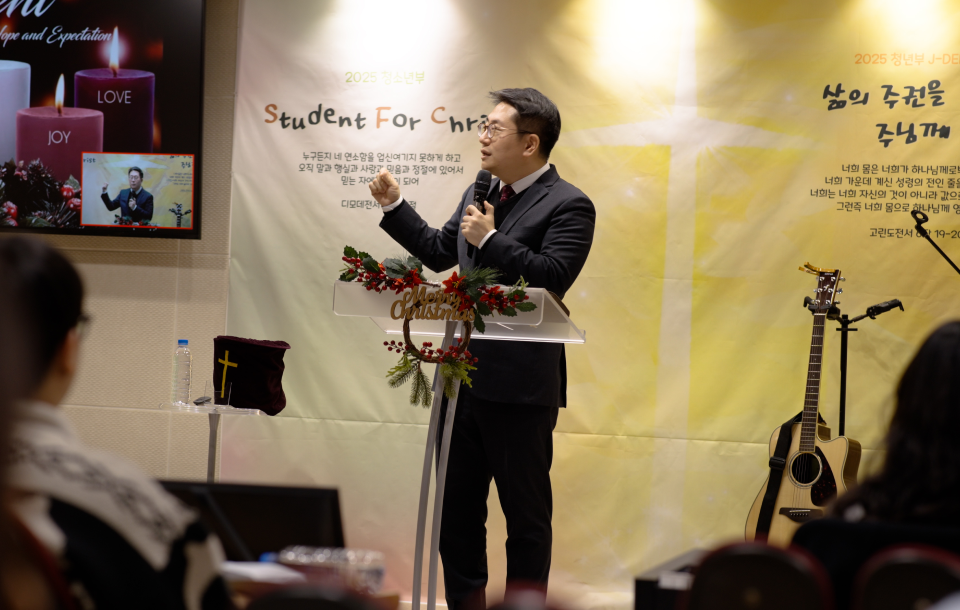 youngAdults image 07